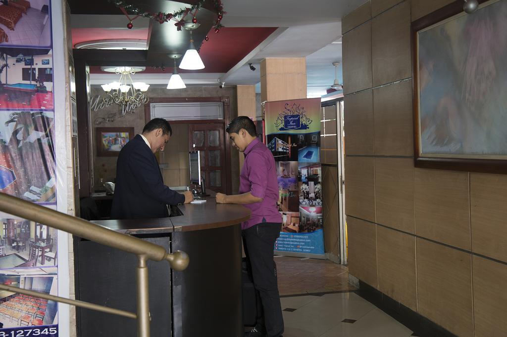 Tropical Inn Hotel 과야킬 외부 사진