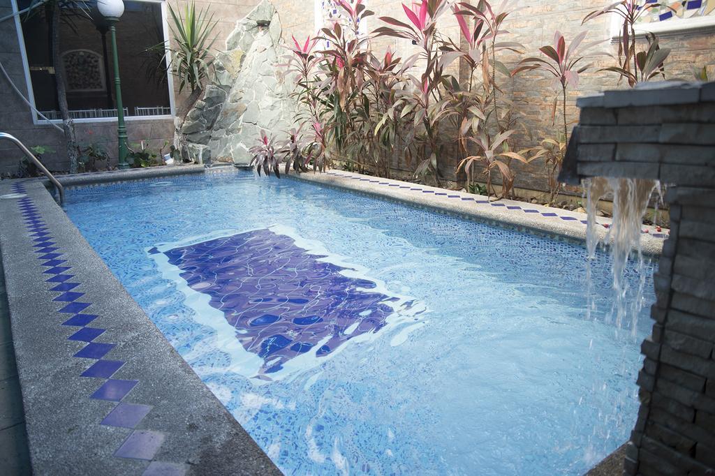 Tropical Inn Hotel 과야킬 외부 사진